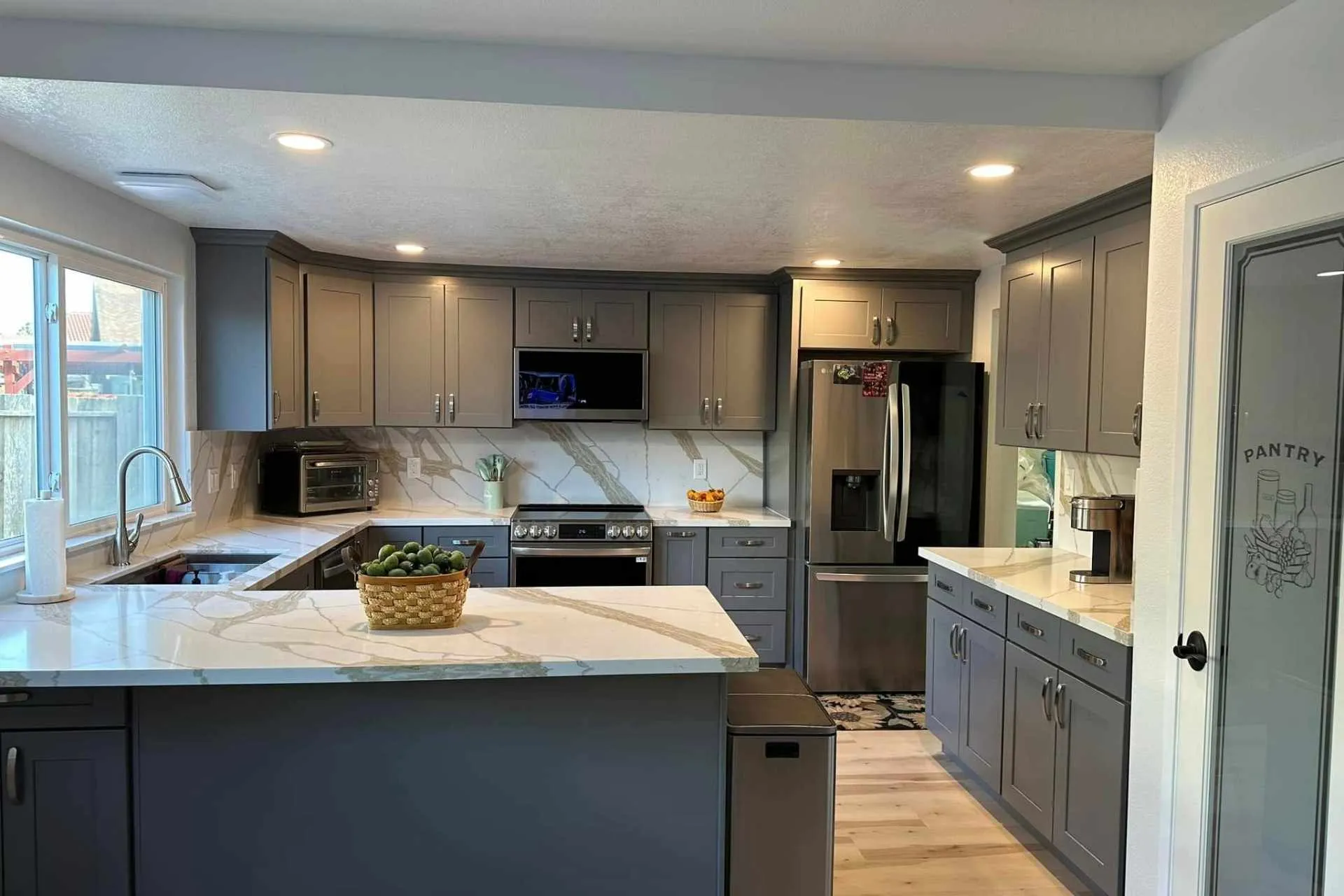 kitchen remodeling